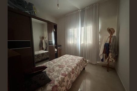 Casa à venda com 5 quartos, 2200m² em Condomínio Estância San Remo, Contagem
