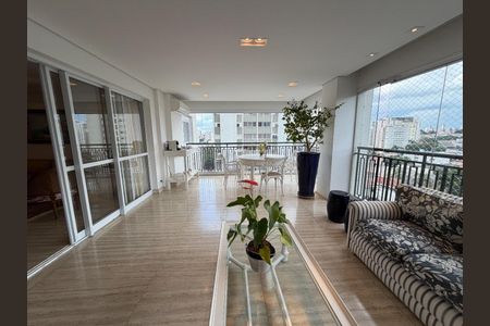 Apartamento à venda com 284m², 3 quartos e 4 vagas