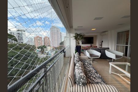 Apartamento à venda com 284m², 3 quartos e 4 vagas