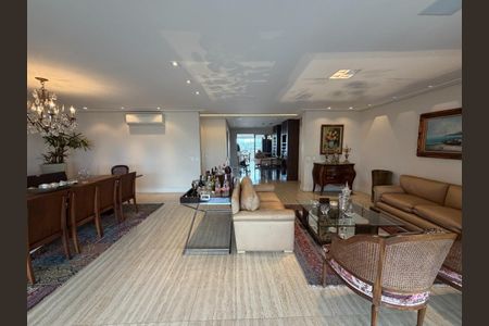 Apartamento à venda com 284m², 3 quartos e 4 vagas