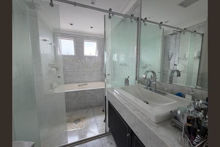 Apartamento à venda com 284m², 3 quartos e 4 vagas