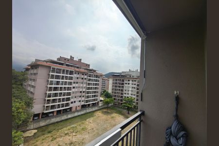 Apartamento à venda com 2 quartos, 45m² em Taquara, Rio de Janeiro