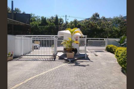 Apartamento à venda com 2 quartos, 71m² em Vargem Pequena, Rio de Janeiro