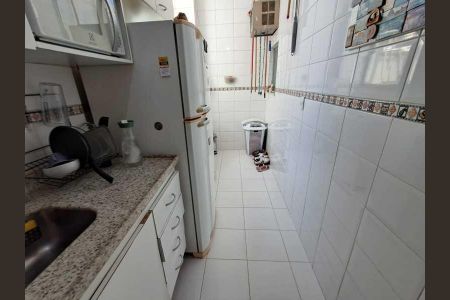 Apartamento à venda com 64m², 1 quarto e 1 vaga