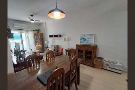 Apartamento à venda com 64m², 1 quarto e 1 vaga