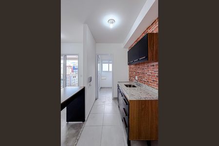 Cozinha de kitnet/studio para alugar com 1 quarto, 41m² em Liberdade, São Paulo
