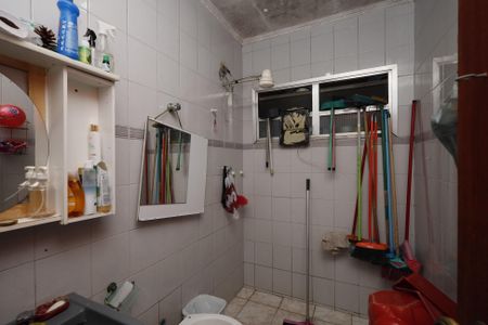 Casa à venda com 4 quartos, 194m² em Vila Constança, São Paulo