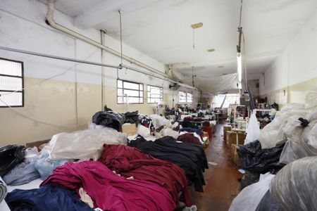 Casa à venda com 4 quartos, 194m² em Vila Constança, São Paulo