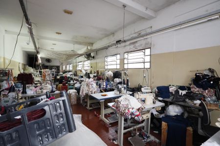 Casa à venda com 4 quartos, 194m² em Vila Constança, São Paulo