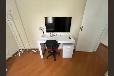 Apartamento para alugar com 64m², 2 quartos e 1 vagaQuarto