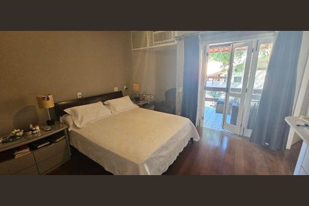 Casa à venda com 257m², 3 quartos e 4 vagas
