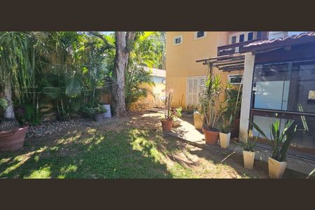 Casa à venda com 257m², 3 quartos e 4 vagas