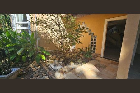 Casa à venda com 257m², 3 quartos e 4 vagas