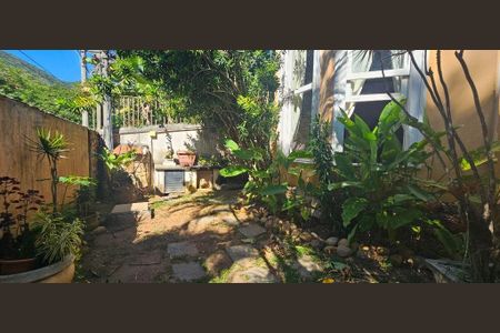 Casa à venda com 257m², 3 quartos e 4 vagas