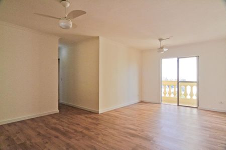 Sala de apartamento para alugar com 3 quartos, 100m² em Vila Arcadia, São Paulo