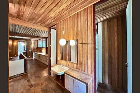 Banheiro de casa de condomínio para alugar com 4 quartos, 260m² em Chácara do Refúgio, Cotia