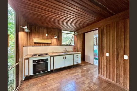 Casa de condomínio para alugar com 260m², 4 quartos e 4 vagasCozinha