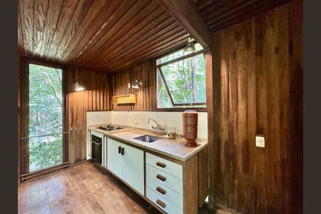 Casa de condomínio para alugar com 260m², 4 quartos e 4 vagasCozinha