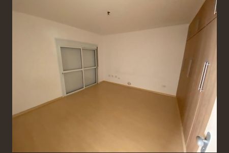 Casa à venda com 4 quartos, 300m² em Moema, São Paulo