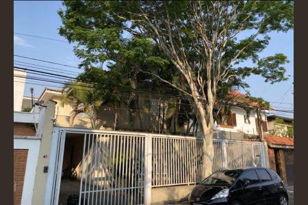 Casa para alugar com 300m², 4 quartos e 6 vagas