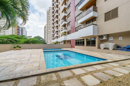 Apartamento à venda com 138m², 3 quartos e 2 vagas