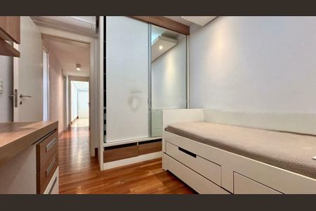 Apartamento à venda com 130m², 4 quartos e 2 vagas