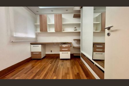 Apartamento à venda com 130m², 4 quartos e 2 vagas