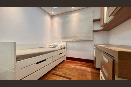 Apartamento à venda com 130m², 4 quartos e 2 vagas
