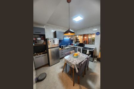 Casa à venda com 80m², 2 quartos e 2 vagas