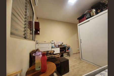 Casa à venda com 80m², 2 quartos e 2 vagas