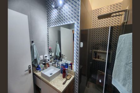 Casa à venda com 80m², 2 quartos e 2 vagas