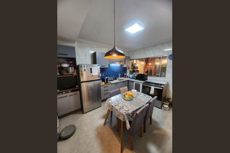 Casa à venda com 80m², 2 quartos e 2 vagas