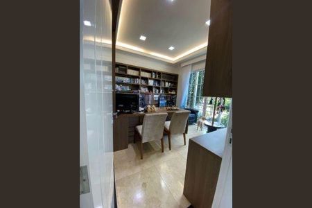 Casa à venda com 950m², 4 quartos e 6 vagas