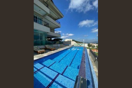 Casa à venda com 950m², 4 quartos e 6 vagas