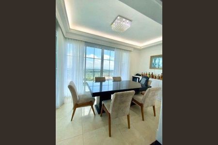Casa à venda com 950m², 4 quartos e 6 vagas