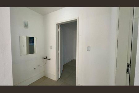 Casa para alugar com 89m², 3 quartos e sem vagaBanheiro