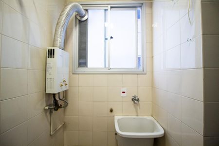 Apartamento para alugar com 58m², 3 quartos e 1 vagaÁrea de Serviço