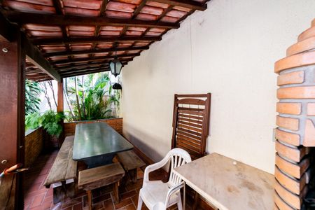 Casa para alugar com 240m², 3 quartos e 4 vagas Casa para alugar com 240m², 3 quartos e 4 vagasChurrasqueira