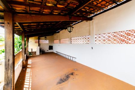 Casa para alugar com 240m², 3 quartos e 4 vagas Casa para alugar com 240m², 3 quartos e 4 vagasÁrea externa