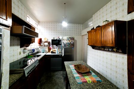 Casa para alugar com 240m², 3 quartos e 4 vagas Casa para alugar com 240m², 3 quartos e 4 vagasCozinha