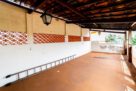 Casa para alugar com 240m², 3 quartos e 4 vagas Casa para alugar com 240m², 3 quartos e 4 vagasÁrea externa