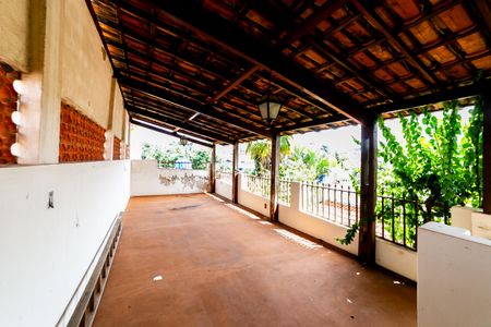 Casa para alugar com 240m², 3 quartos e 4 vagas Casa para alugar com 240m², 3 quartos e 4 vagasÁrea externa