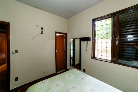 Casa para alugar com 240m², 3 quartos e 4 vagas Casa para alugar com 240m², 3 quartos e 4 vagasSuíte