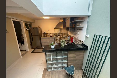 Casa à venda com 320m², 4 quartos e 3 vagasCozinha
