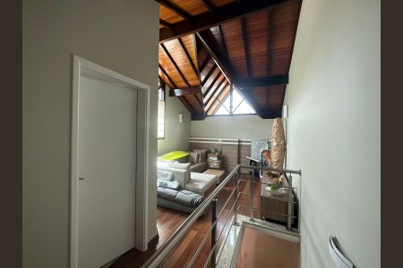Casa à venda com 320m², 4 quartos e 3 vagasCorredor