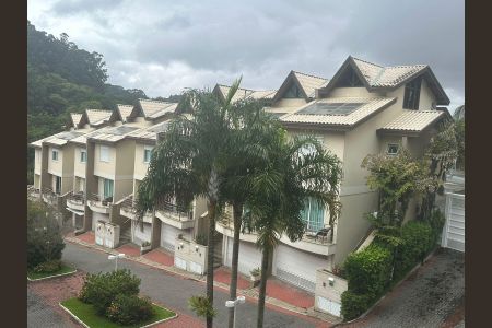 Casa à venda com 320m², 4 quartos e 3 vagasÁrea externa