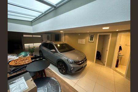 Casa à venda com 320m², 4 quartos e 3 vagasGaragem