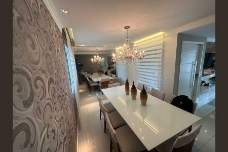 Casa à venda com 320m², 4 quartos e 3 vagasCozinha
