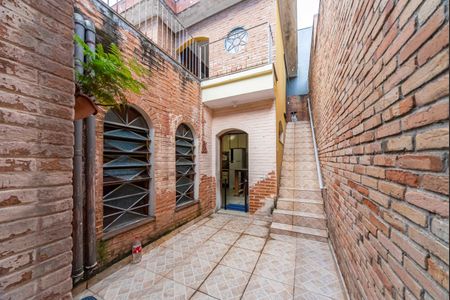 Casa à venda com 198m², 3 quartos e 3 vagasQuintal Lateral e Acesso