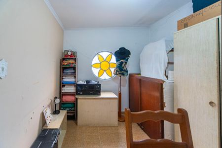 Casa à venda com 198m², 3 quartos e 3 vagasQuarto de Serviço